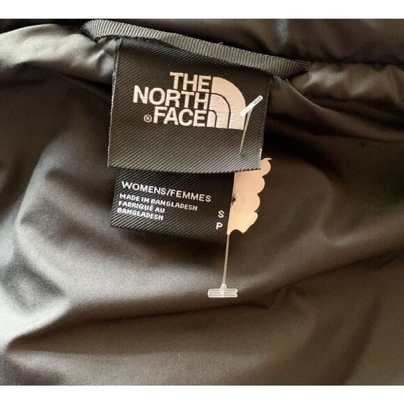 The North Face Aconcagua 3 Black Down Puffer VEST JACKET Women’s S $160 - Picture 8 of 9